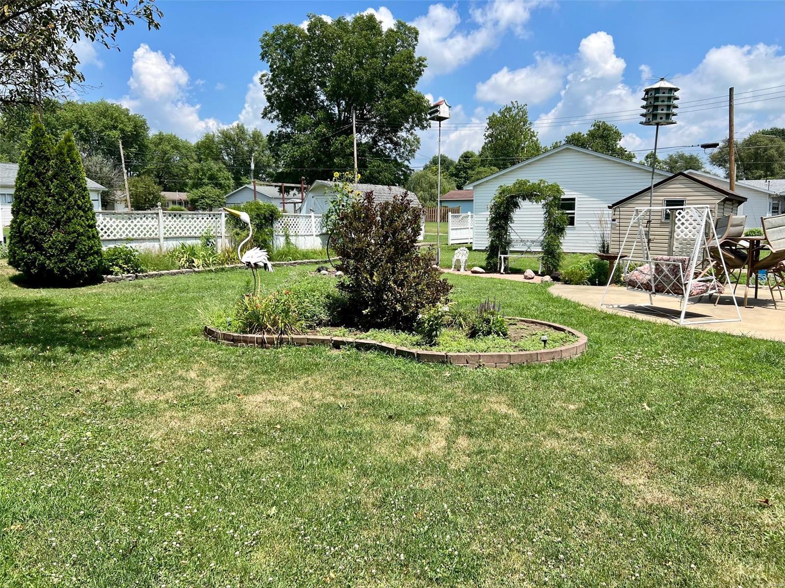 220 South Pine Street St. Elmo, IL 62458 - Photo 22 of 22