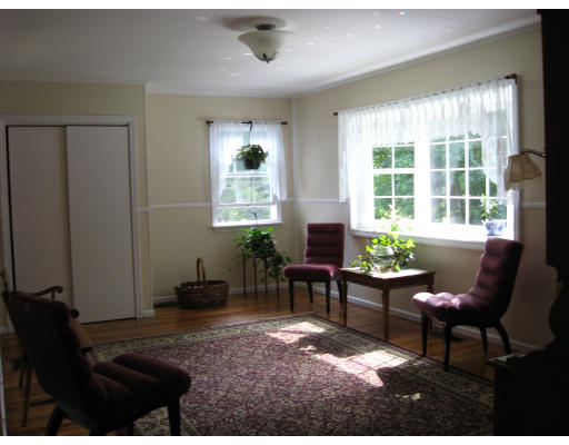 72 Warren Road Brimfield, MA 01010 - Photo 3 of 8