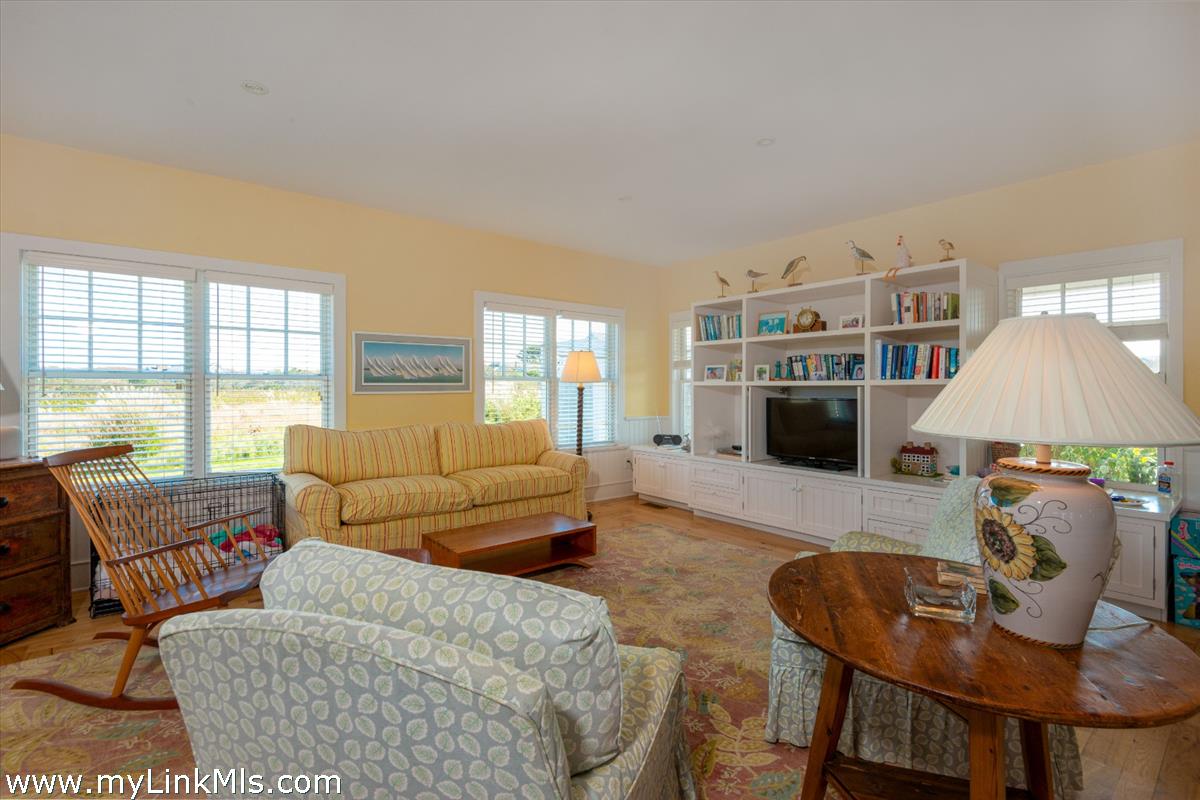 7 North Swift Rock Road Nantucket, MA 02554 - Photo 20 of 30 Gallery Image 20