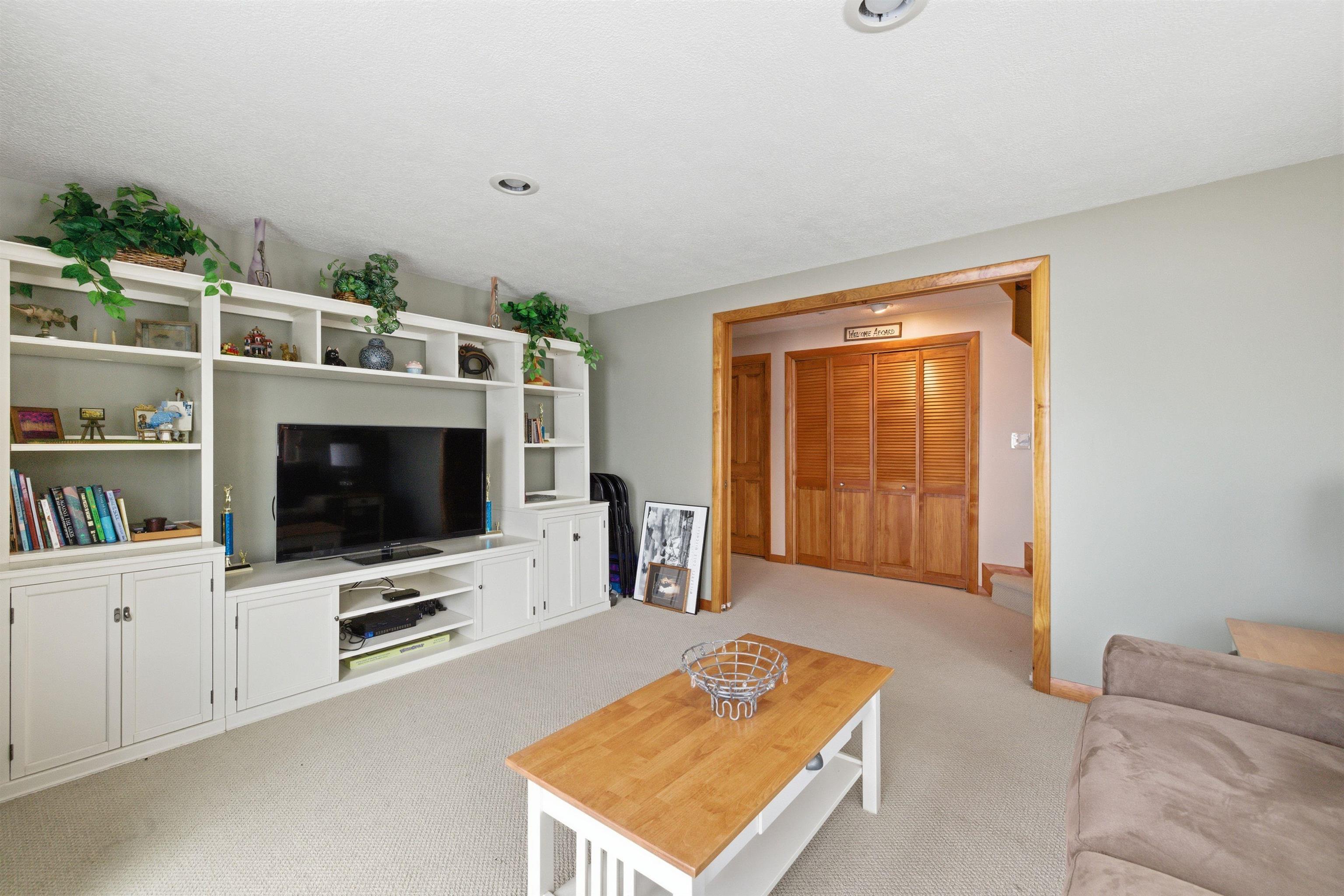 2696 Lake Shore Road, Unit 4 Gilford, NH 03249 - Photo 38 of 55