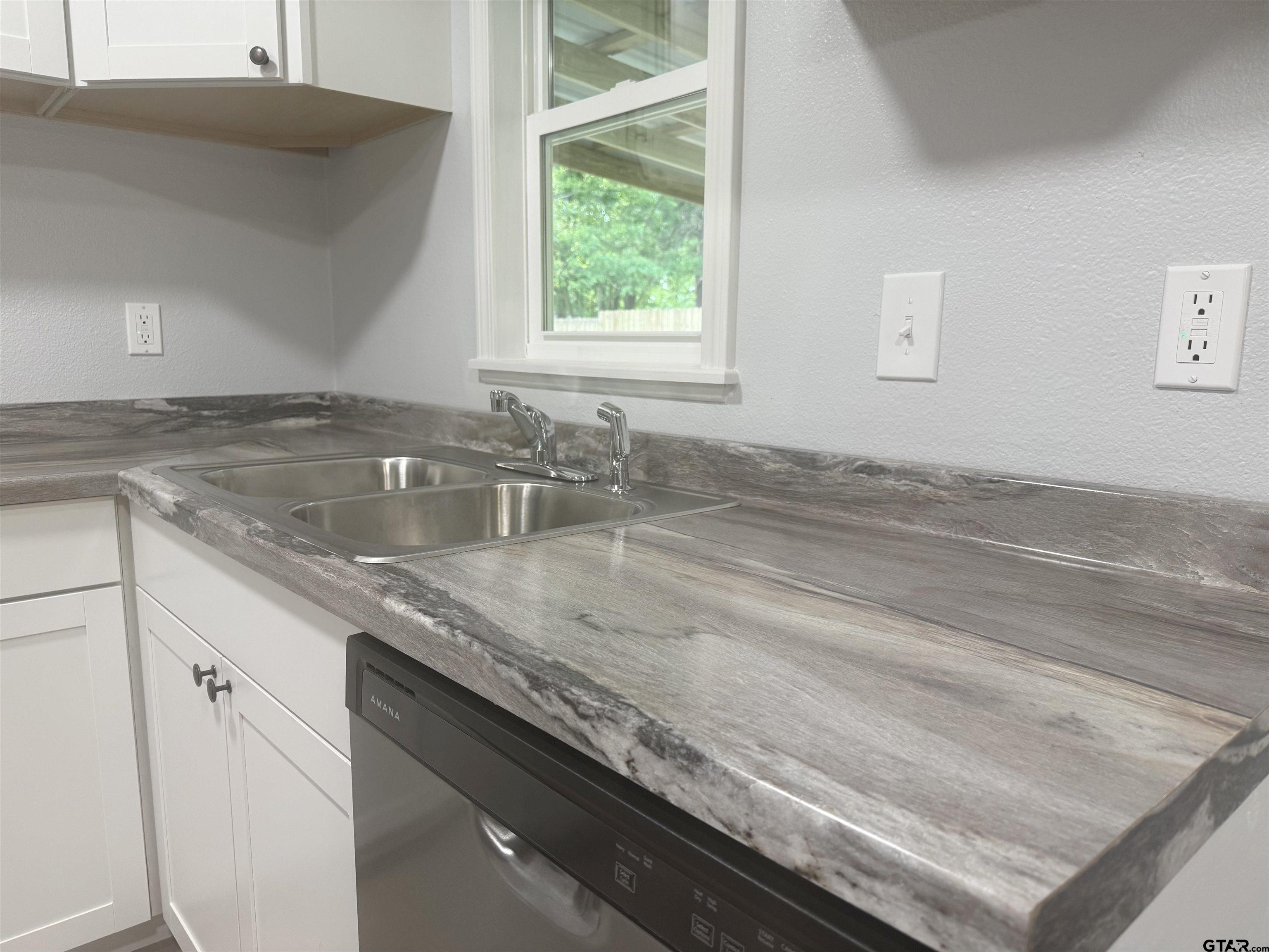 169 Melton Street Rusk, TX 75785 - Photo 14 of 24