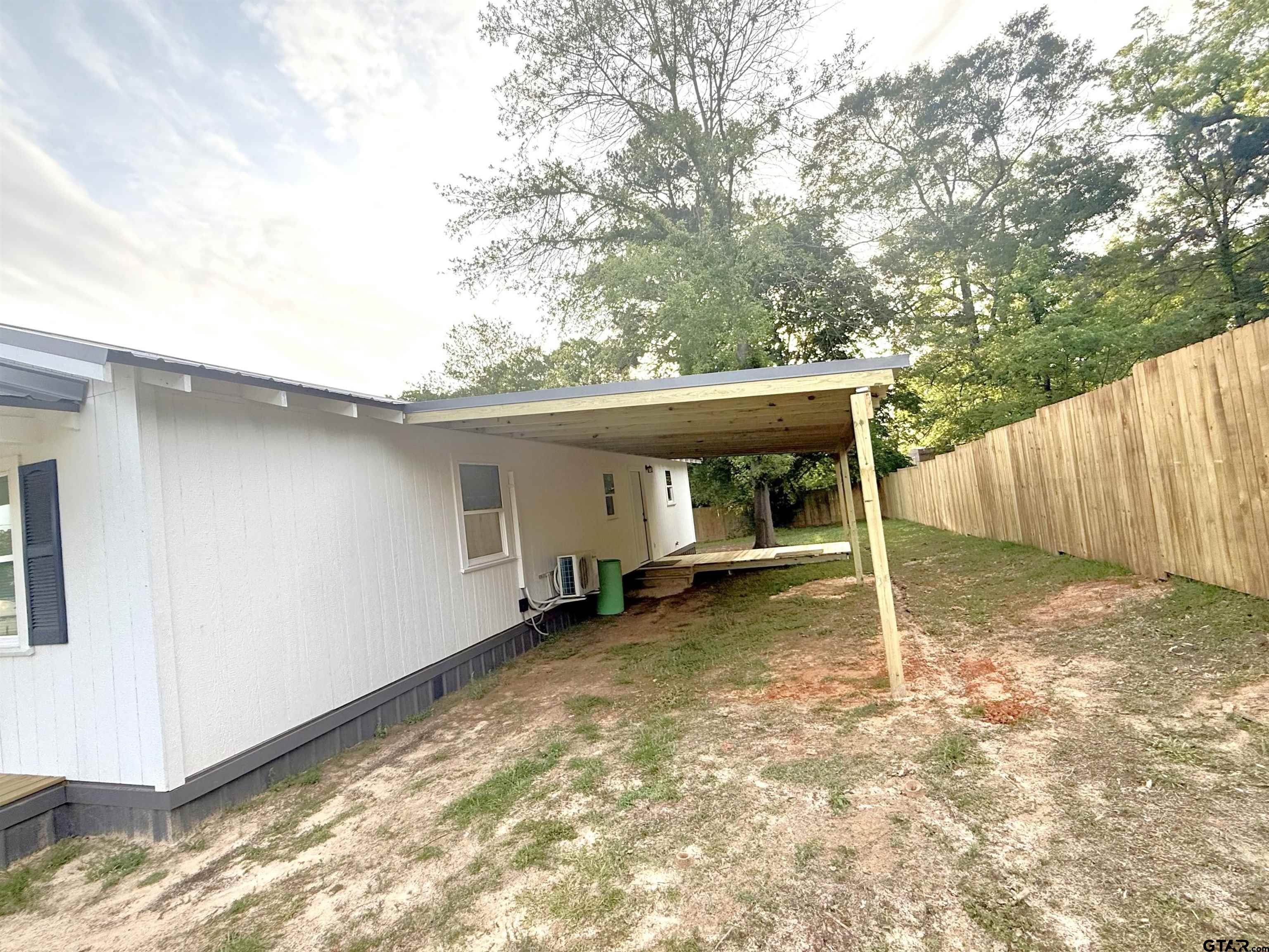 169 Melton Street Rusk, TX 75785 - Photo 5 of 24