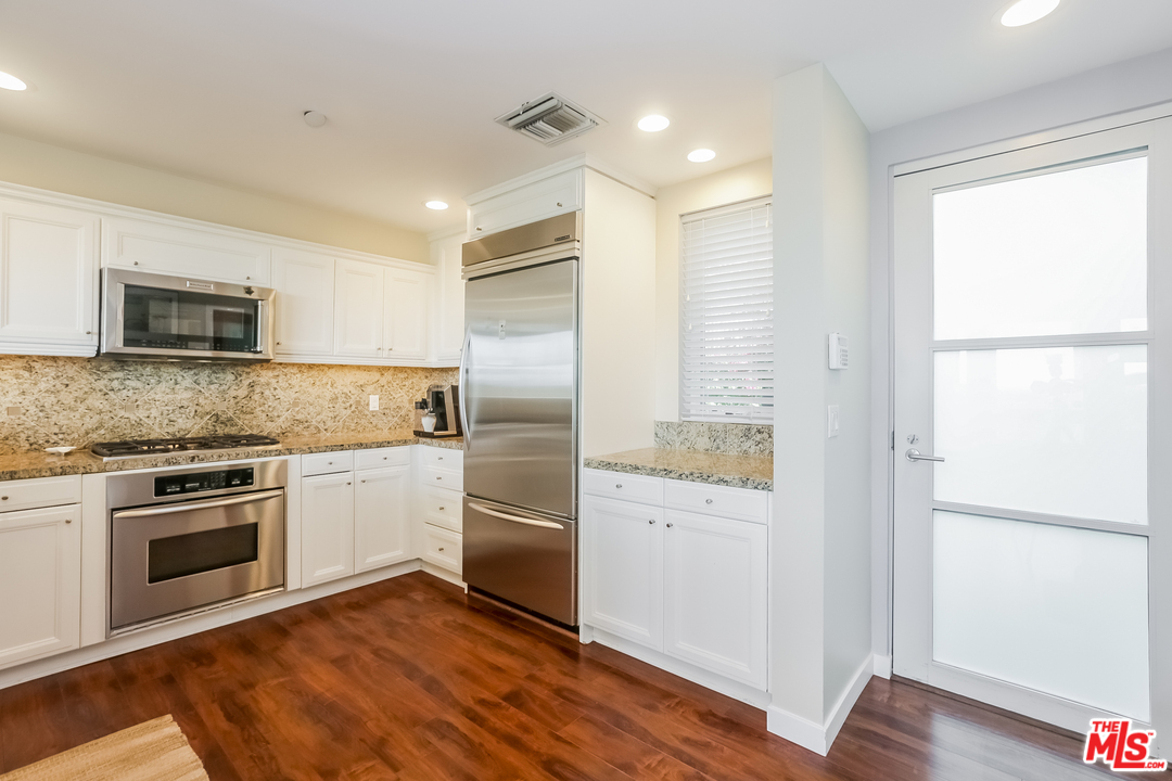 7301 Vista Del Mar, Unit 45 Playa del Rey, CA 90293 - Photo 12 of 37