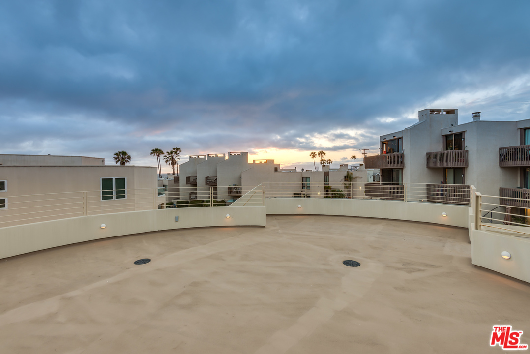 7301 Vista Del Mar, Unit 45 Playa del Rey, CA 90293 - Photo 33 of 37