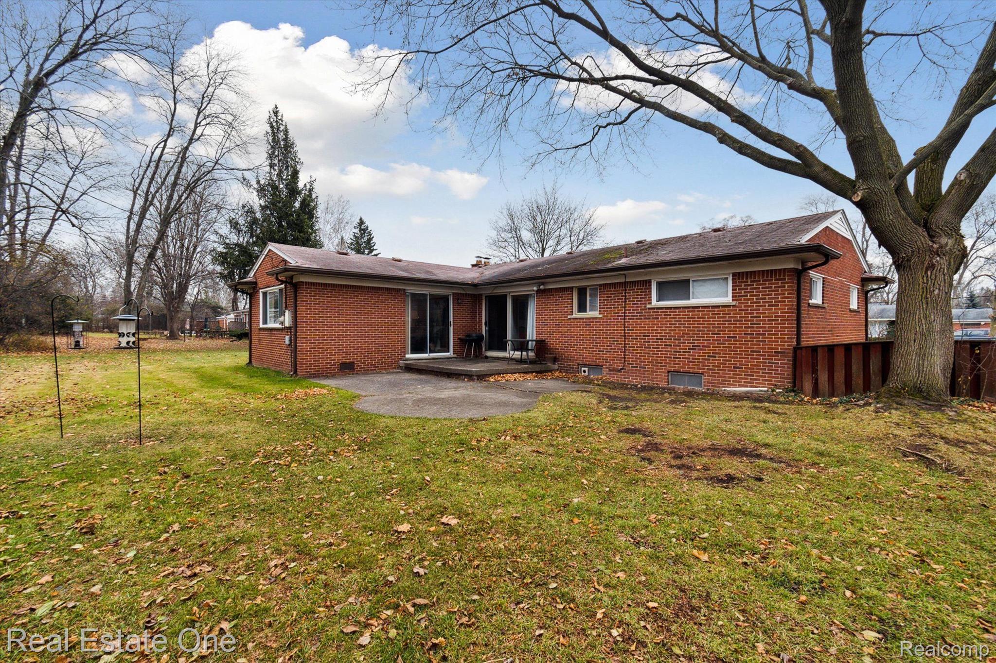 28367 Ridgebrook Road Farmington, MI 48334 - Photo 27 of 28 Gallery Image 27