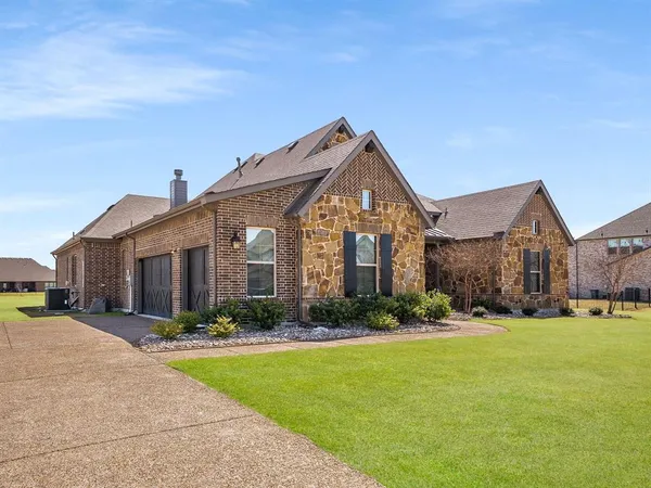 $845,000 | 1040 Sugar Bars Drive, Lucas, TX 75002