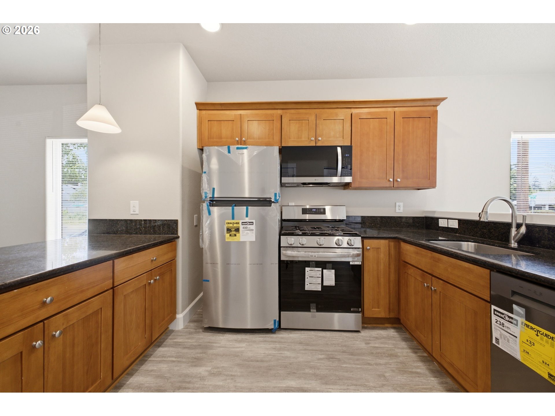 6136 Southeast Duke Street Portland, OR 97206 - Photo 13 of 42