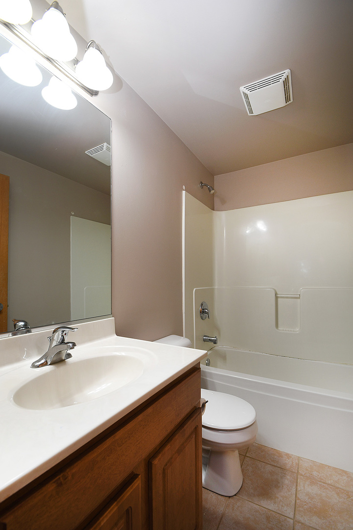 19806 Wolf Road, Unit 304 Mokena, IL 60448 - Photo 19 of 27