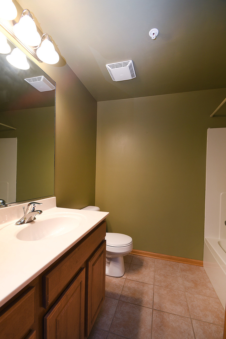 19806 Wolf Road, Unit 304 Mokena, IL 60448 - Photo 23 of 27