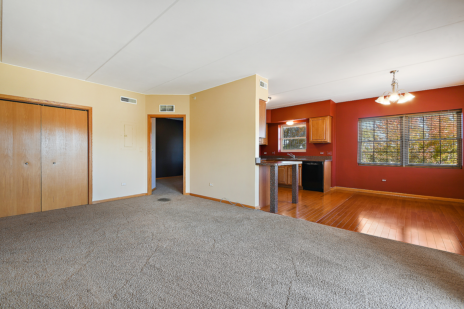19806 Wolf Road, Unit 304 Mokena, IL 60448 - Photo 8 of 27