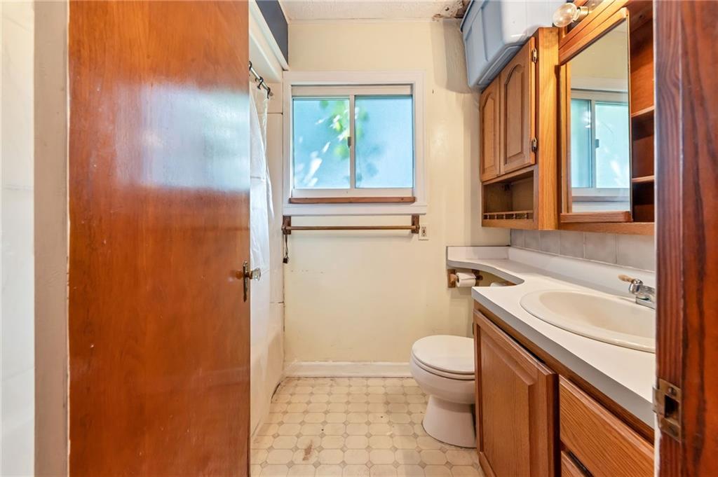 230 Center Grange Road Aliquippa, PA 15001 - Photo 14 of 25 Gallery Image 14