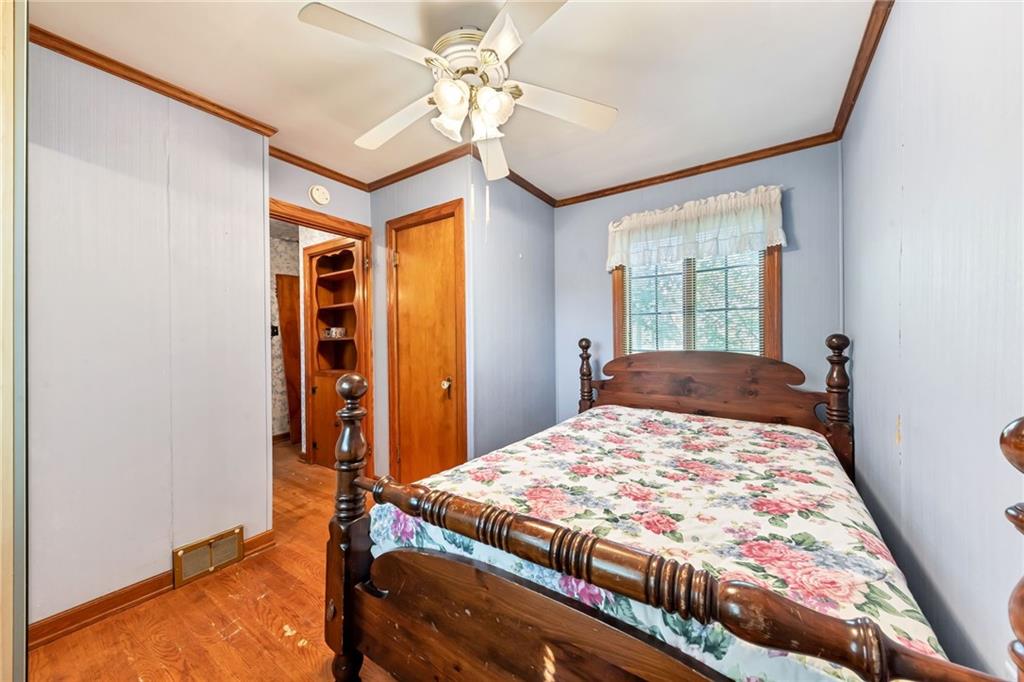 230 Center Grange Road Aliquippa, PA 15001 - Photo 9 of 25 Gallery Image 9