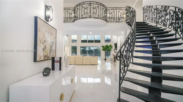 $2,349,000 | 6152 Southwest Banks Street, Palm City, FL 34990