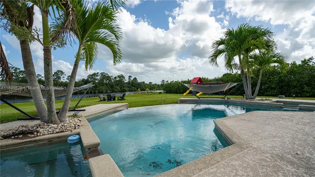$2,349,000 | 6152 Southwest Banks Street, Palm City, FL 34990
