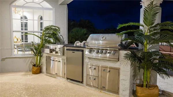 $2,349,000 | 6152 Southwest Banks Street, Palm City, FL 34990