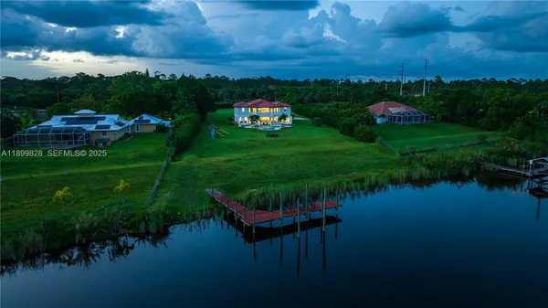 $2,349,000 | 6152 Southwest Banks Street, Palm City, FL 34990