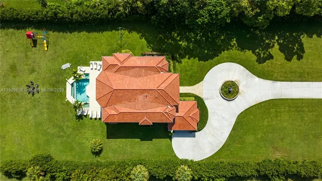 $2,349,000 | 6152 Southwest Banks Street, Palm City, FL 34990