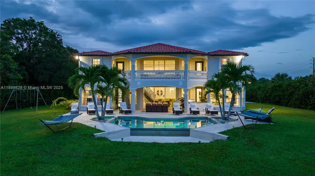 $2,349,000 | 6152 Southwest Banks Street, Palm City, FL 34990