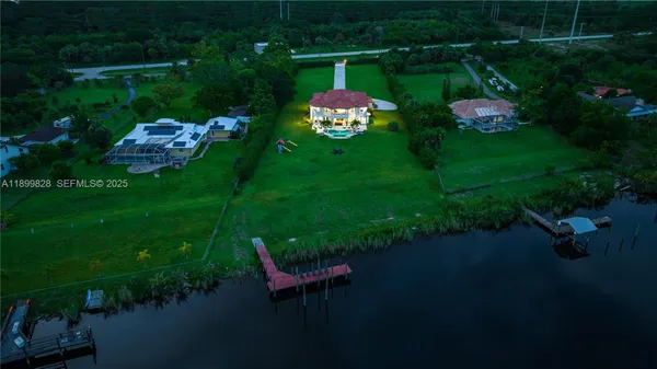 $2,349,000 | 6152 Southwest Banks Street, Palm City, FL 34990