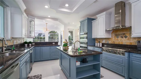 $2,349,000 | 6152 Southwest Banks Street, Palm City, FL 34990