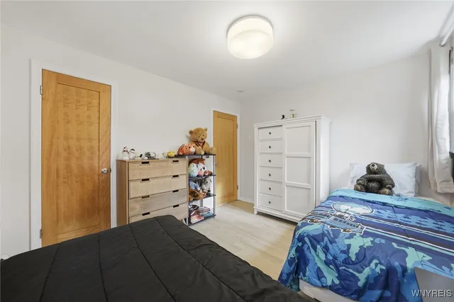 $300,000 | 4139 Wildwood Drive, Clarence, NY 14221