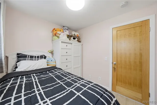 $300,000 | 4139 Wildwood Drive, Clarence, NY 14221