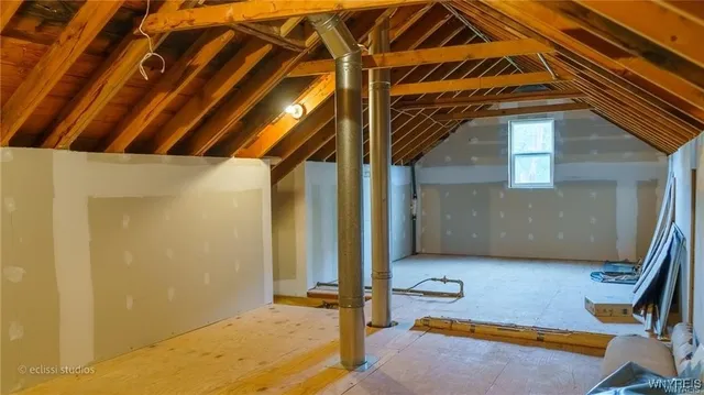 $300,000 | 4139 Wildwood Drive, Clarence, NY 14221