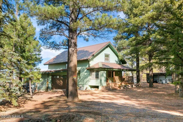 a view of a terrace with wooden fence
