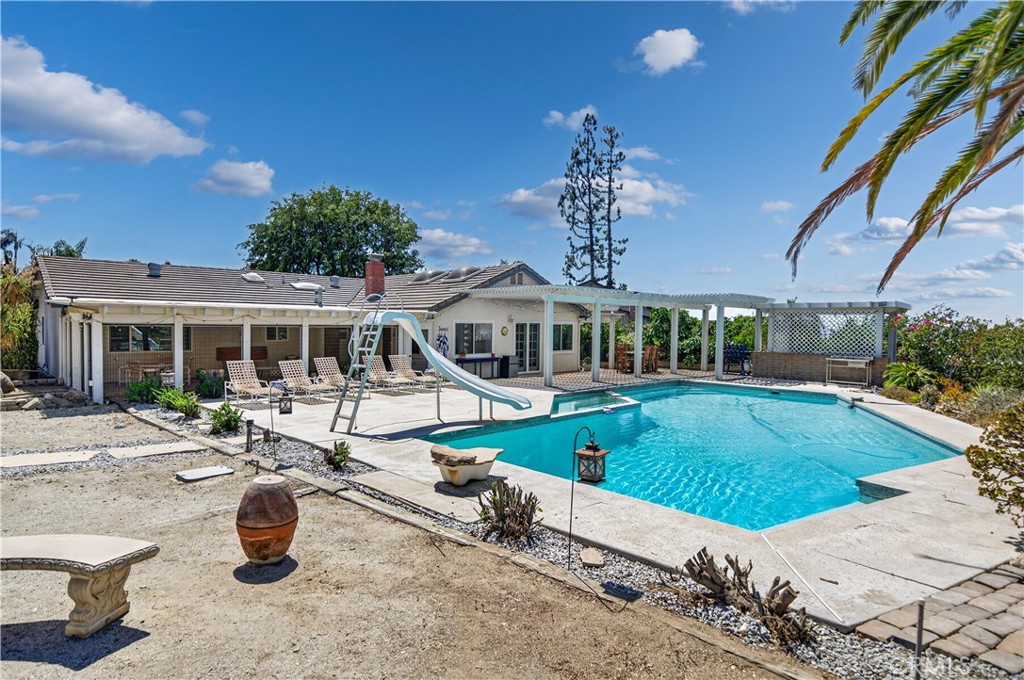 1311 Cadwell Court Riverside, CA 92506 - Photo 43 of 64