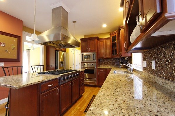 21 Sassafras Road Rehoboth, MA 02769 - Photo 3 of 14