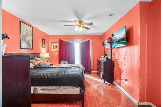 $500,000 | 10058 Southwest 156th Court, Miami, FL 33196