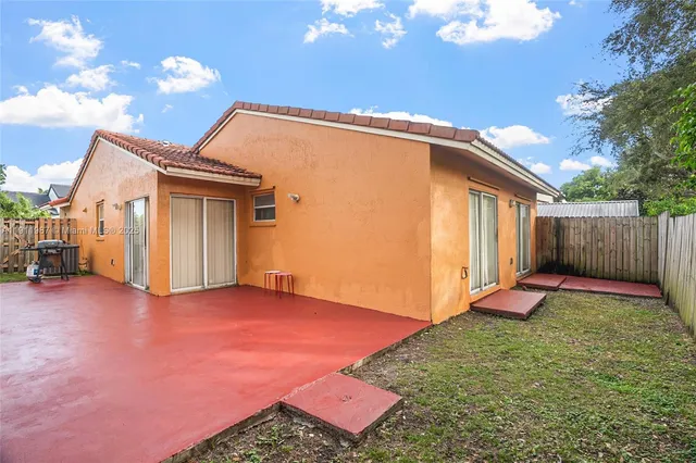 $500,000 | 10058 Southwest 156th Court, Miami, FL 33196