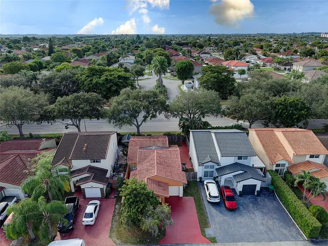 $500,000 | 10058 Southwest 156th Court, Miami, FL 33196