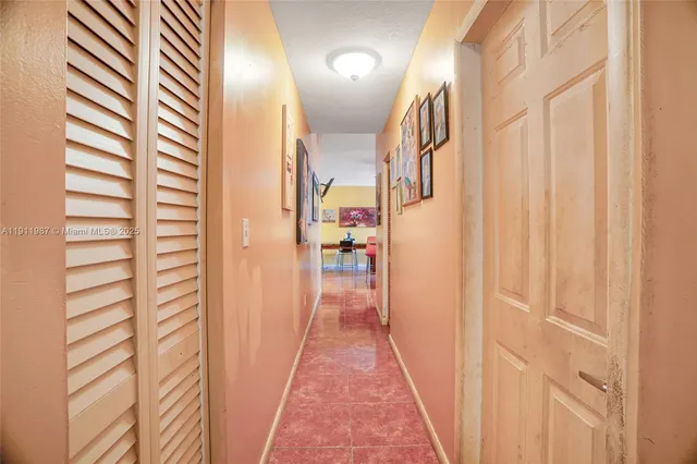 $500,000 | 10058 Southwest 156th Court, Miami, FL 33196