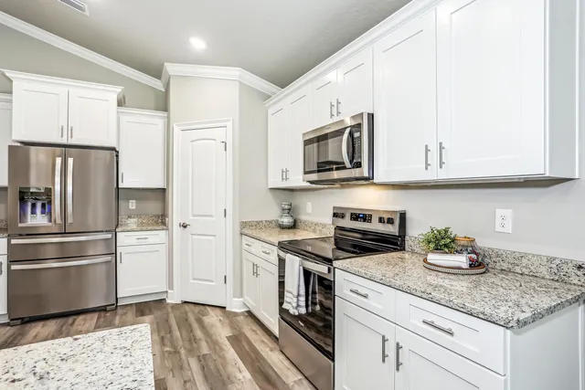 $439,900 | 7572 Hatteras Drive, Navarre, FL 32566