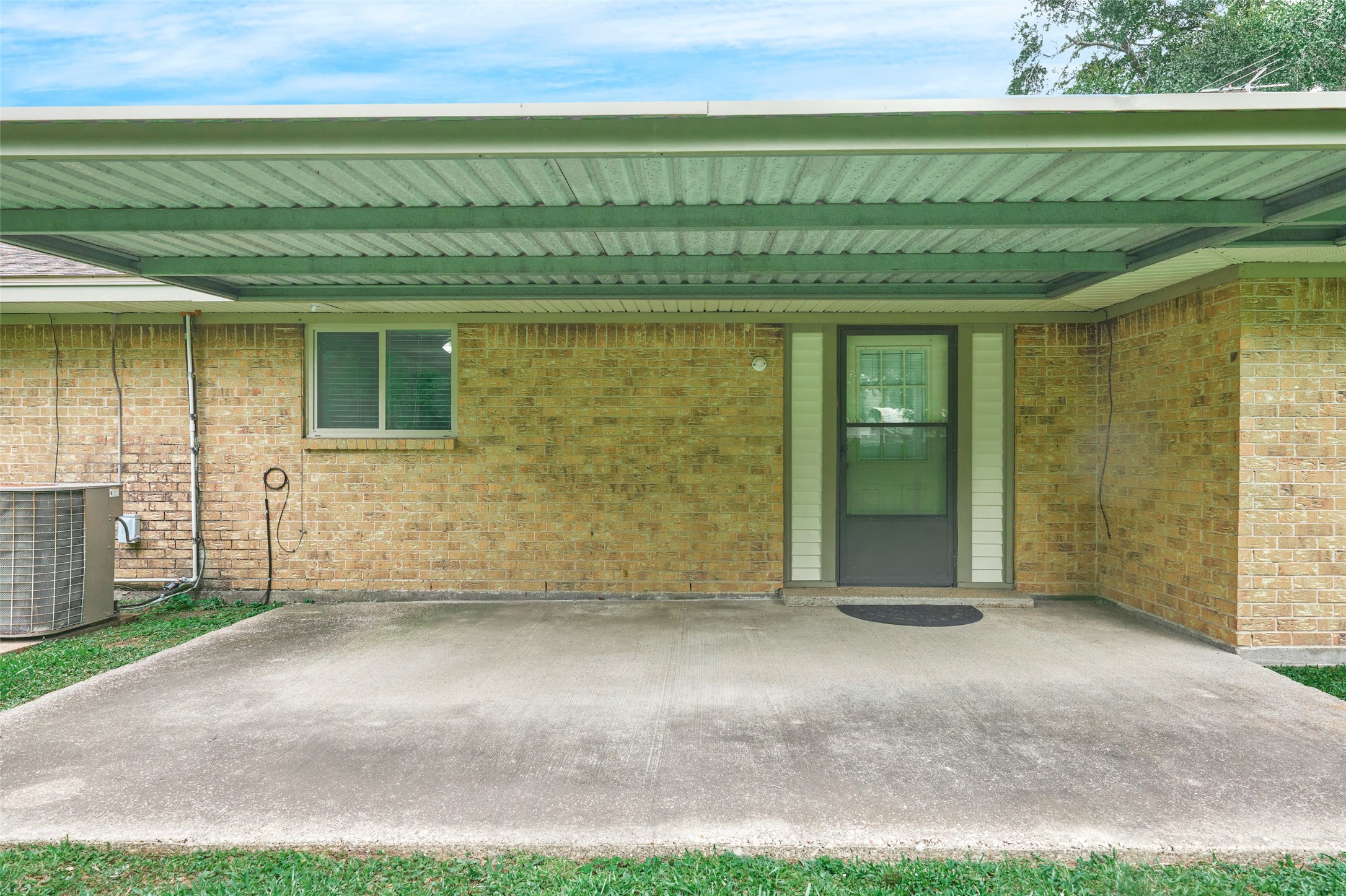 21807 Greengate Drive Spring, TX 77388 - Photo 44 of 44 Nice back porch for patio table.