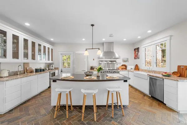 $1,991,000 | 405 Cold Springs Road, Angwin, CA 94508