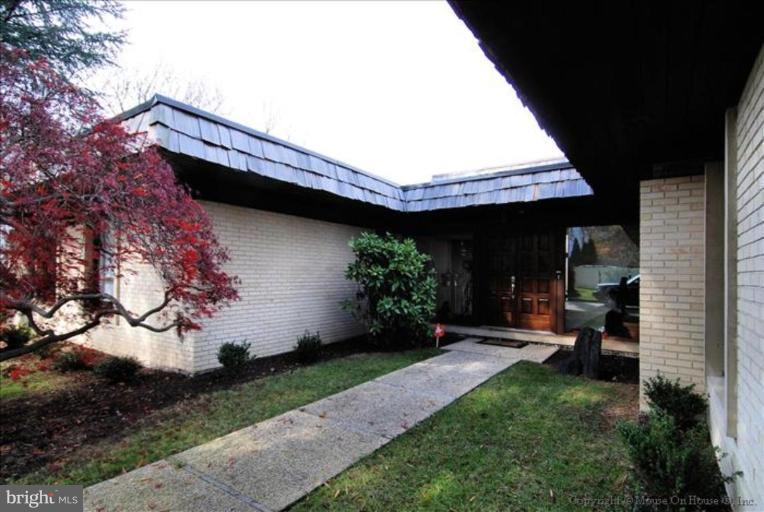 2905 Daniel Road Chevy Chase, MD 20815 - Photo 2 of 30 Exterior #2