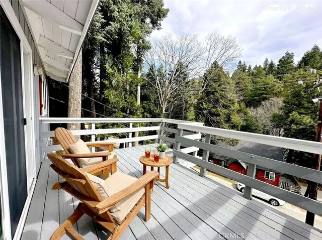 $375,000 | 726 Golden Drive, Lake Arrowhead, CA 92352