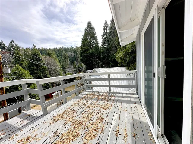 $375,000 | 726 Golden Drive, Lake Arrowhead, CA 92352