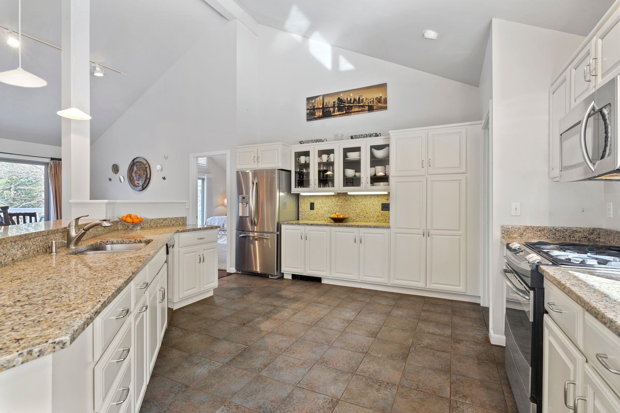 63 Anderson Pond Road Grantham, NH 03753 - Photo 6 of 40