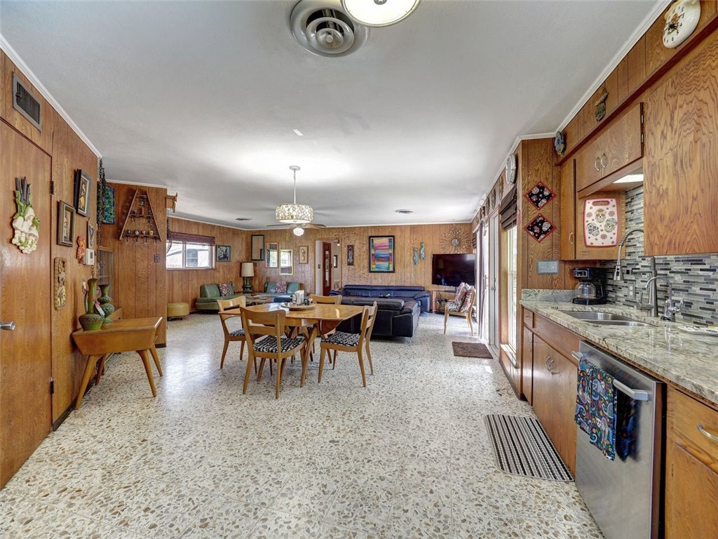 202 Sunset Ingleside, TX 78362 - Photo 2 of 40 a view of a dining room with furniture