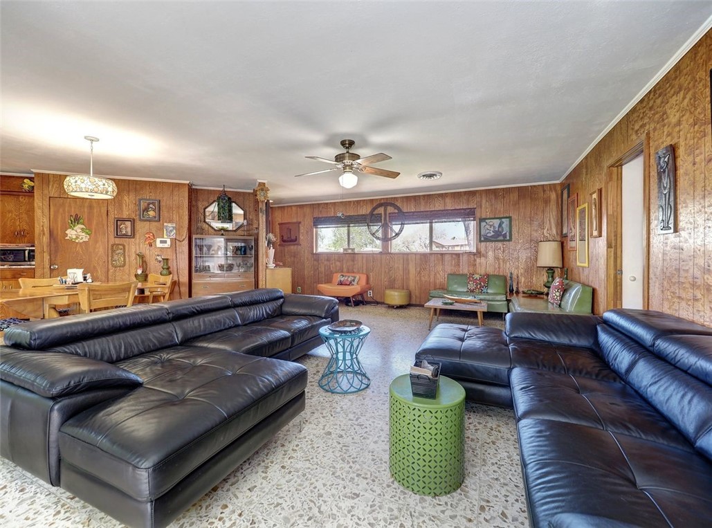 202 Sunset Ingleside, TX 78362 - Photo 9 of 40 a living room with furniture and a large window