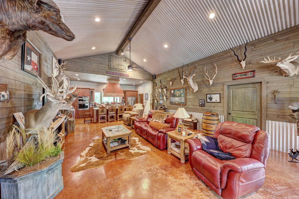 820 Bobby Shelton Ranch Road Northwest Mountain Home, TX 78058 - Photo 14 of 85