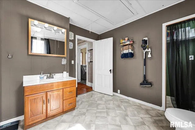 $69,900 | 704 South Main Street, Lewistown, IL 61542