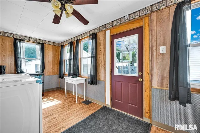 $69,900 | 704 South Main Street, Lewistown, IL 61542