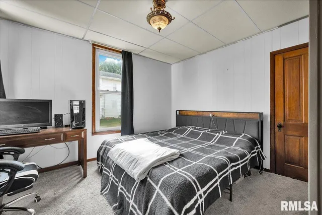 $69,900 | 704 South Main Street, Lewistown, IL 61542