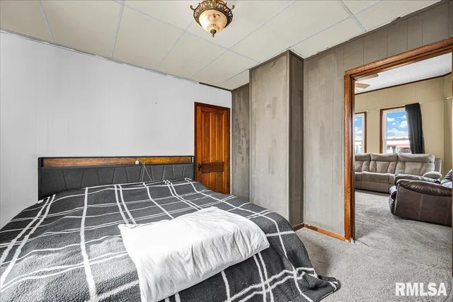 $69,900 | 704 South Main Street, Lewistown, IL 61542