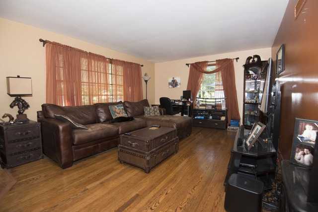 20761 Homeland Road Matteson, IL 60443 - Photo 2 of 13