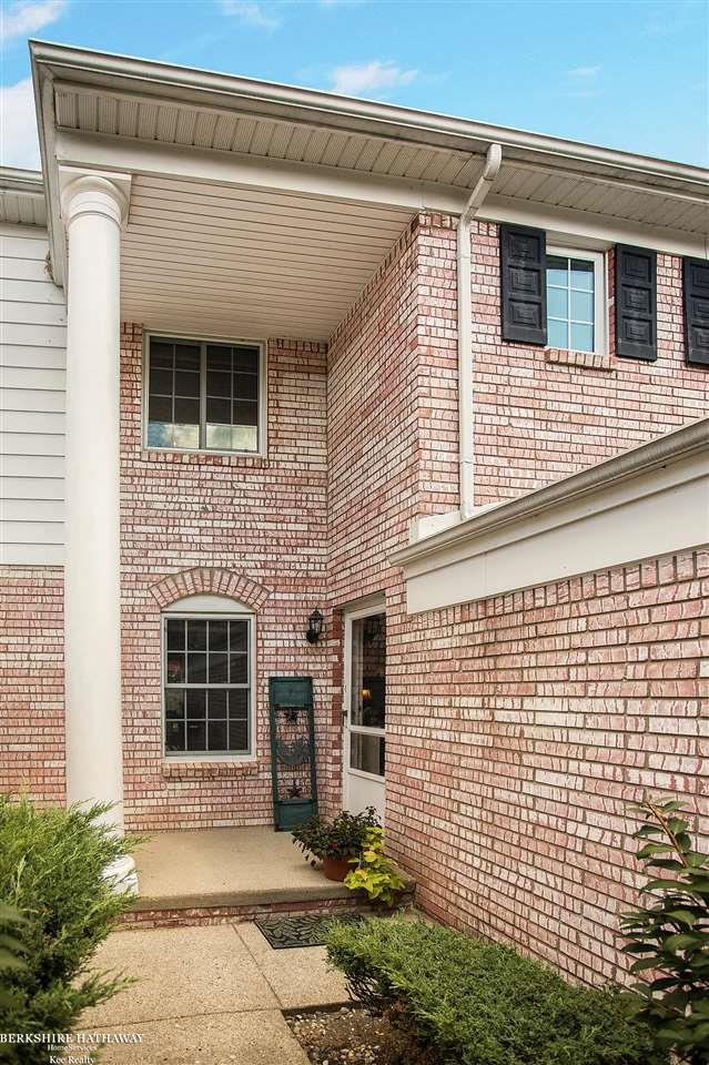 159 Stratford Lane Rochester Hills, MI 48309 - Photo 2 of 27